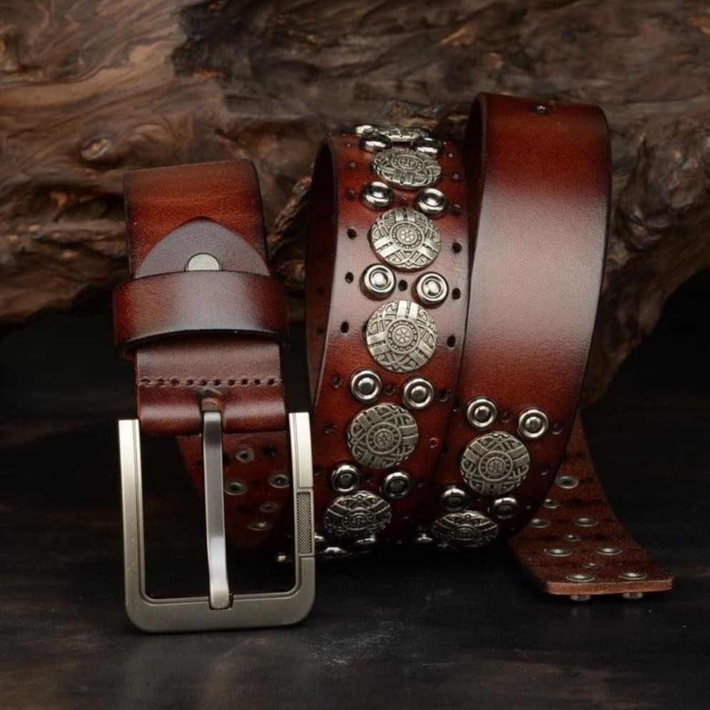 Ceinture Cloutée pour Homme Modèle Murtaz - La Ceinturerie
