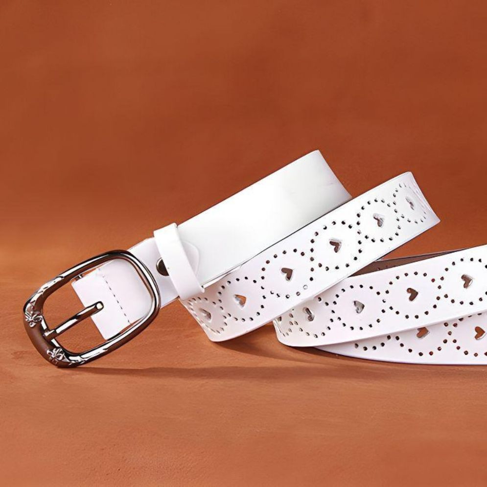 Ceinture en Cuir Ajouré Coeurs Fleurs Modèle Krista - La Ceinturerie