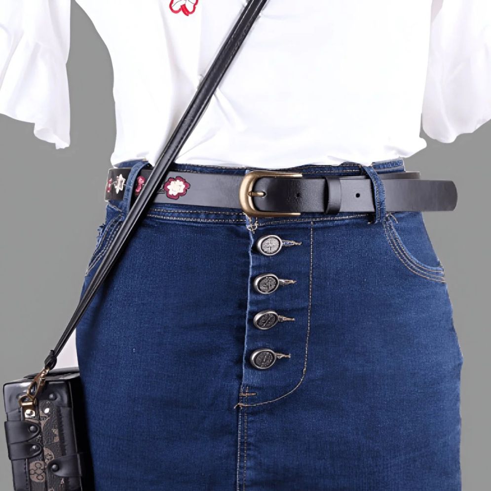 Ceinture en Simili Cuir pour Femme Modèle Gila portée
