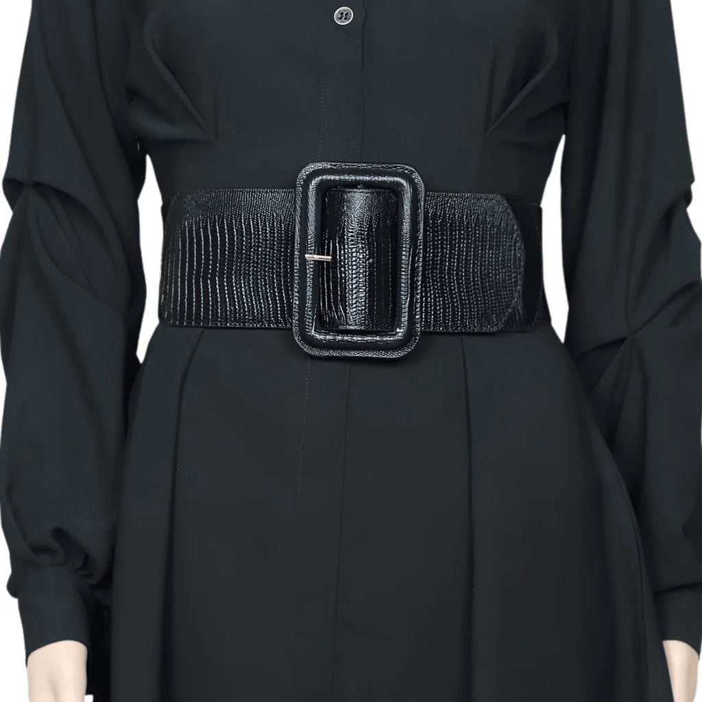 Ceinture Extra Large XXL à Taille Élastique avec Large Boucle Modèle Lelie Noire Portée