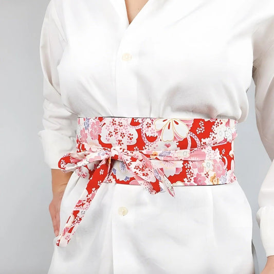 Ceinture Obi Rouge à Fleurs Japonaises Modèle Makenna - La Ceinturerie